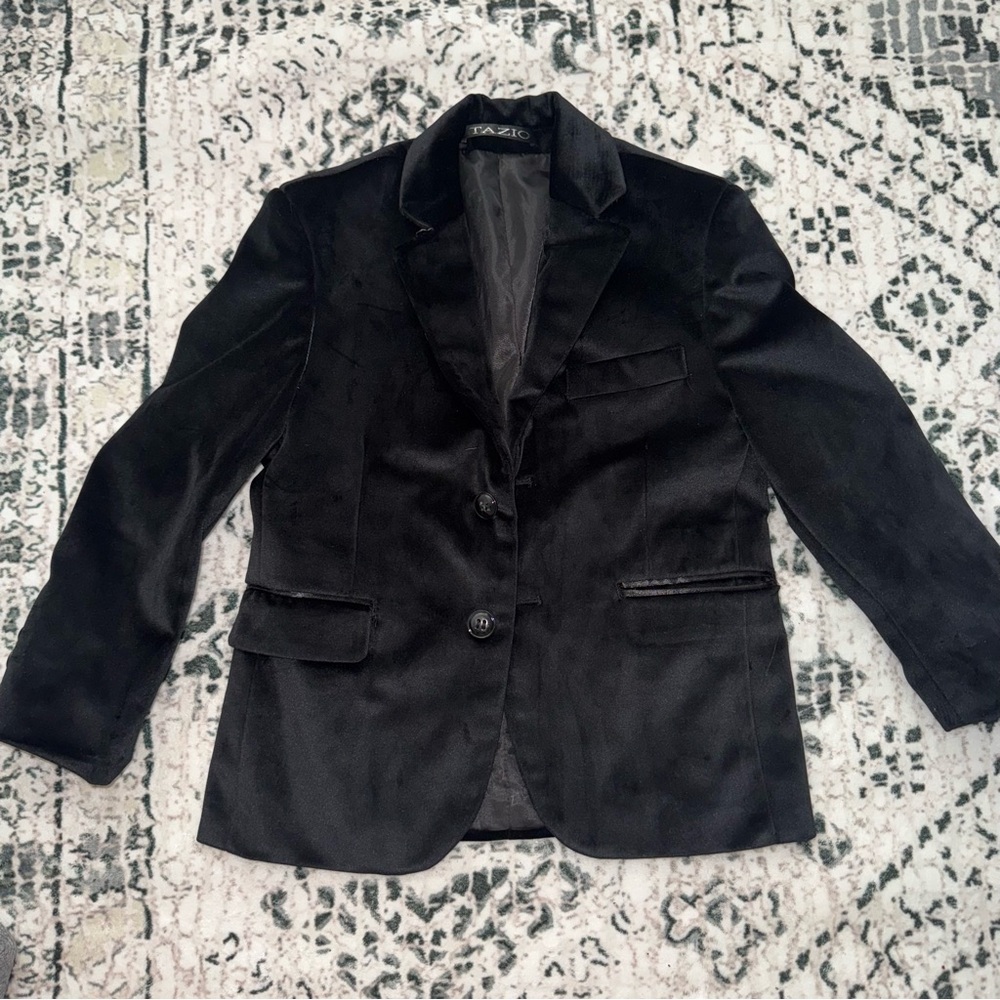 Black velvet blazer jacket holiday special occasion Boys Size 4